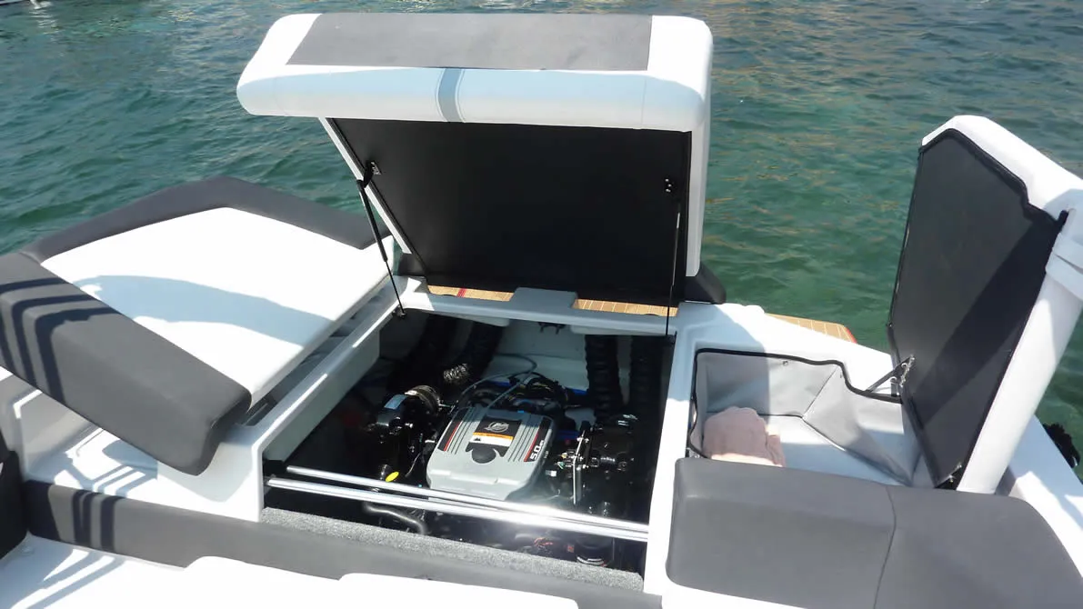 Black Pearl, a Four Winns H210 motorboat at Tribunj, Croatia