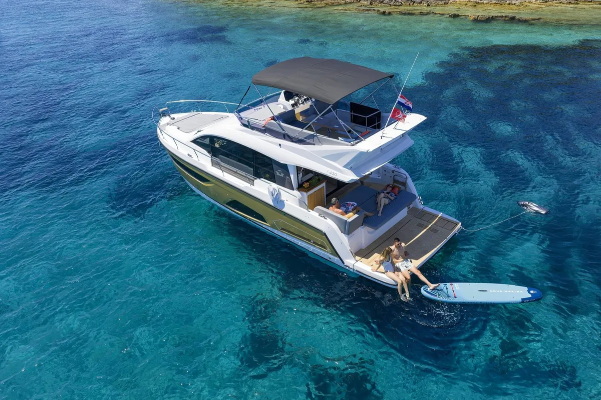Tireless Too, a Sealine F430 motor yacht at Grad Kaštela, Croatia