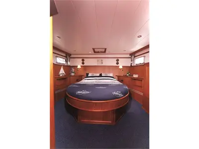 Cabin on Nicole, a De Drait Kotterjacht 10.7 GL motorboat at Woudsend, Netherlands