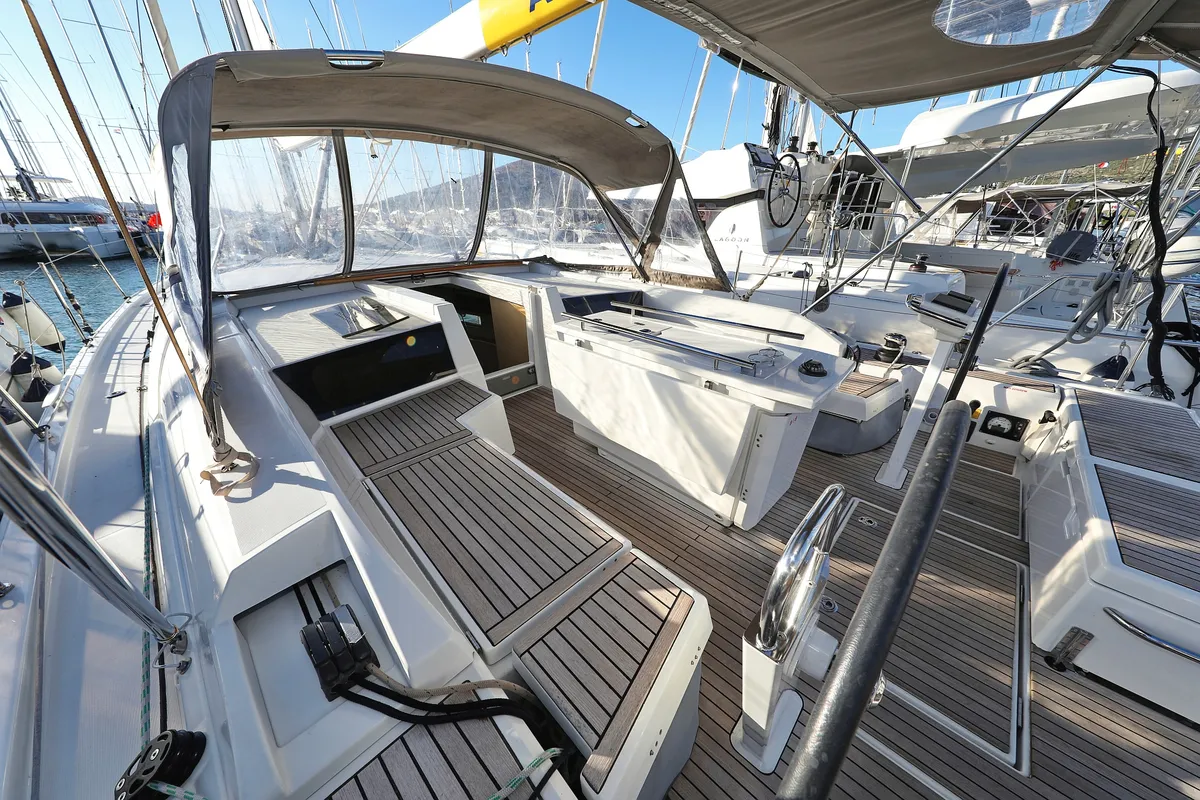 Deck of Auf Kurs, a Beneteau Oceanis 46.1 sailboat at Grad Trogir, Croatia