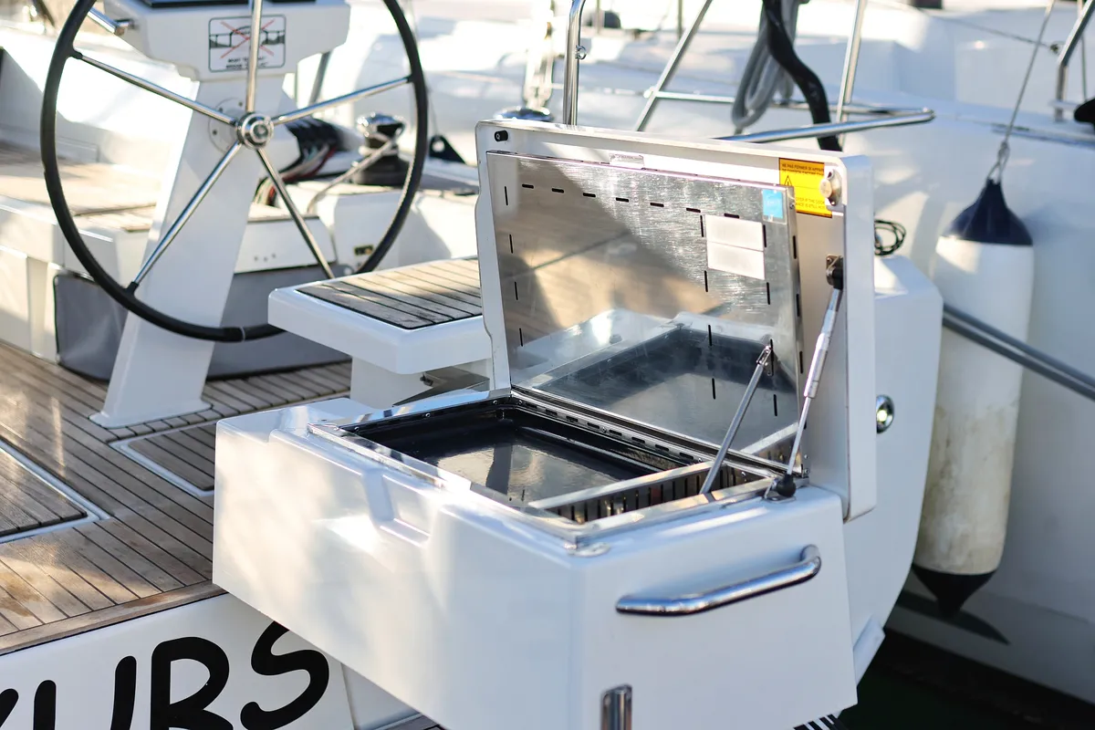 Deck of Auf Kurs, a Beneteau Oceanis 46.1 sailboat at Grad Trogir, Croatia