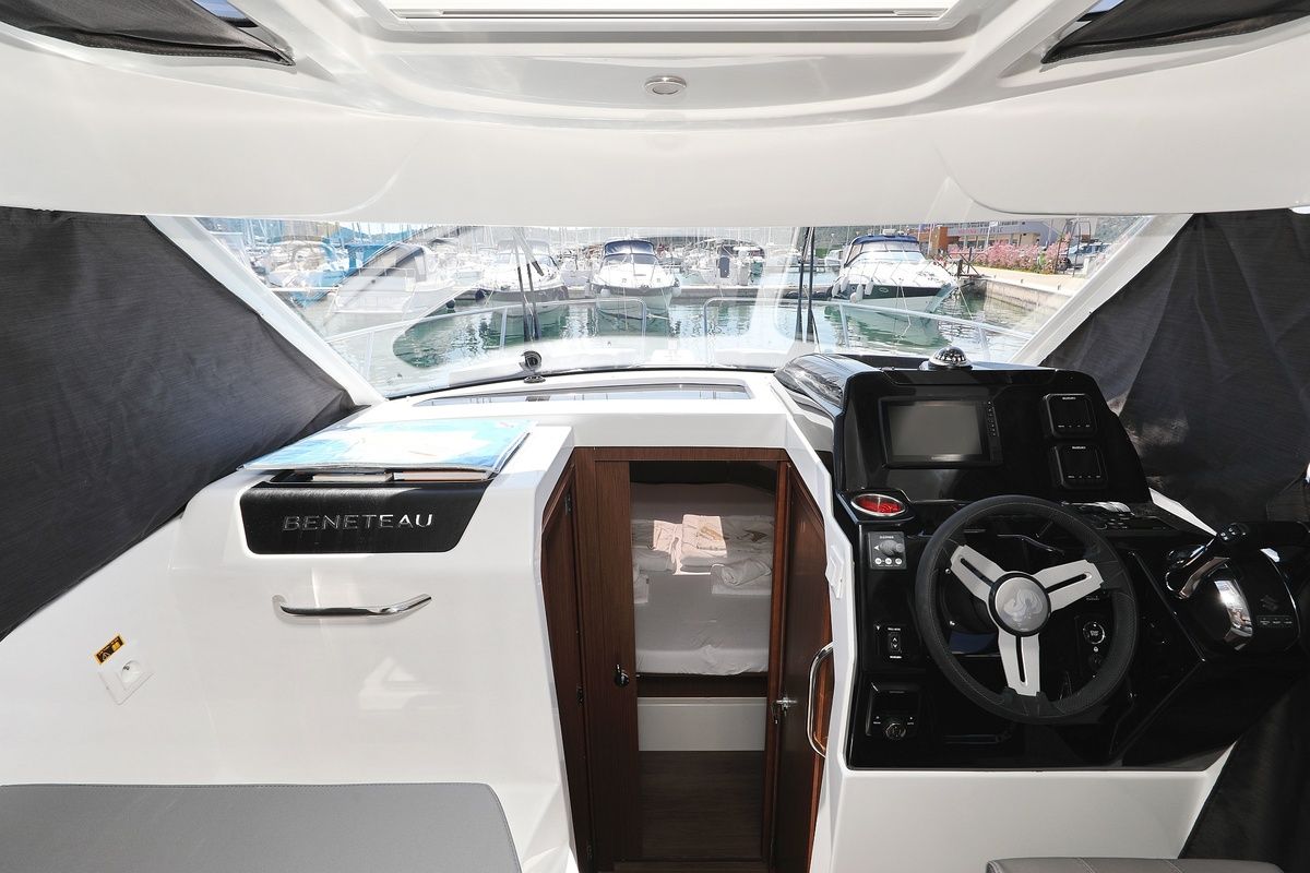 Cockpit of Lolo, a Beneteau Antares 9 OB motorboat at Pirovac, Croatia