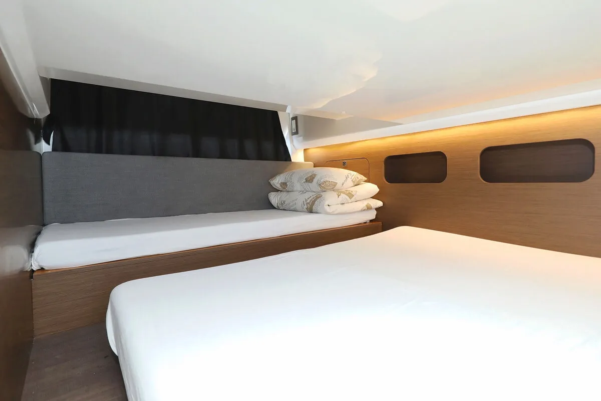Cabin on Solis, a Beneteau Antares 11 Fly OB motorboat at Grad Biograd na Moru, Croatia