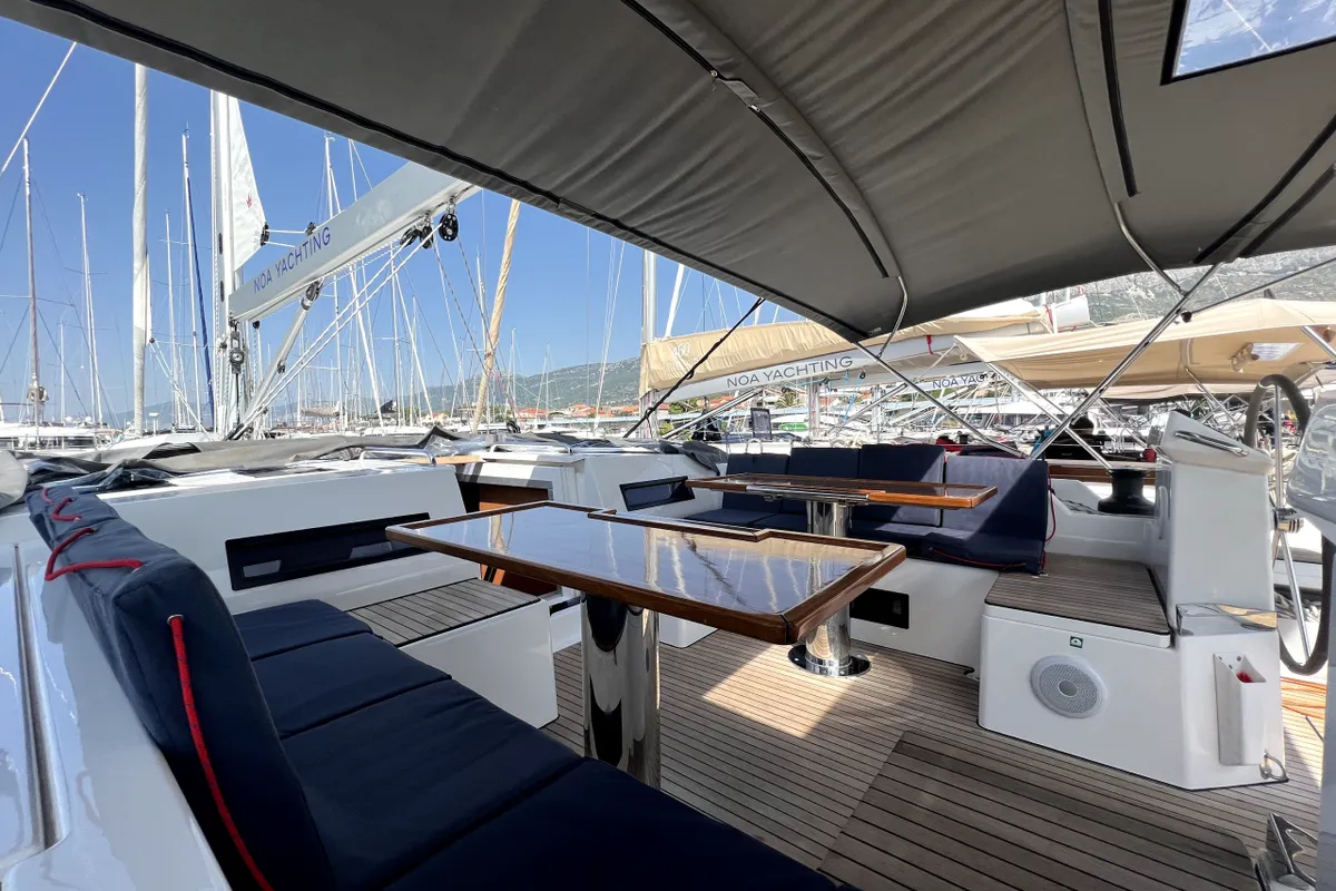 Deck of Size Matters, a Bavaria C50 Holiday sailboat at Kaštela, Croatia