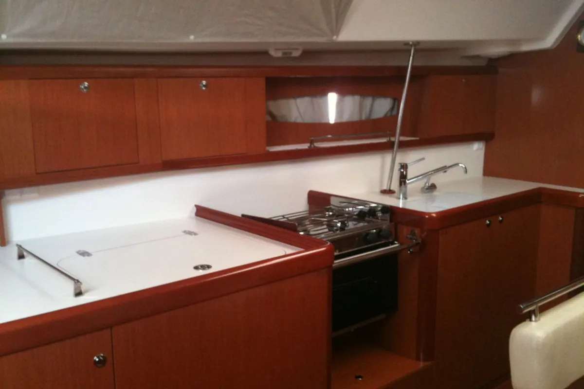 Galley of Gilda, a Beneteau Oceanis 43 sailboat at Athens, Greece