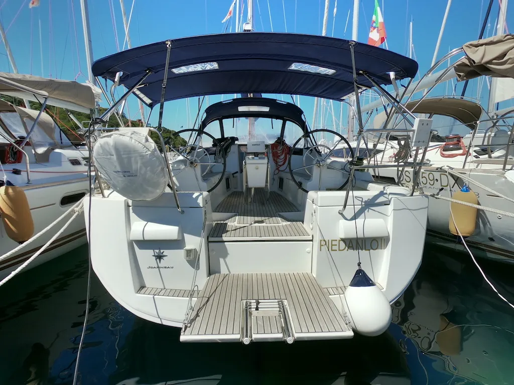 Exterior view of Piedanlo, a Jeanneau Sun Odyssey 409 sailboat at Olbia, Italy
