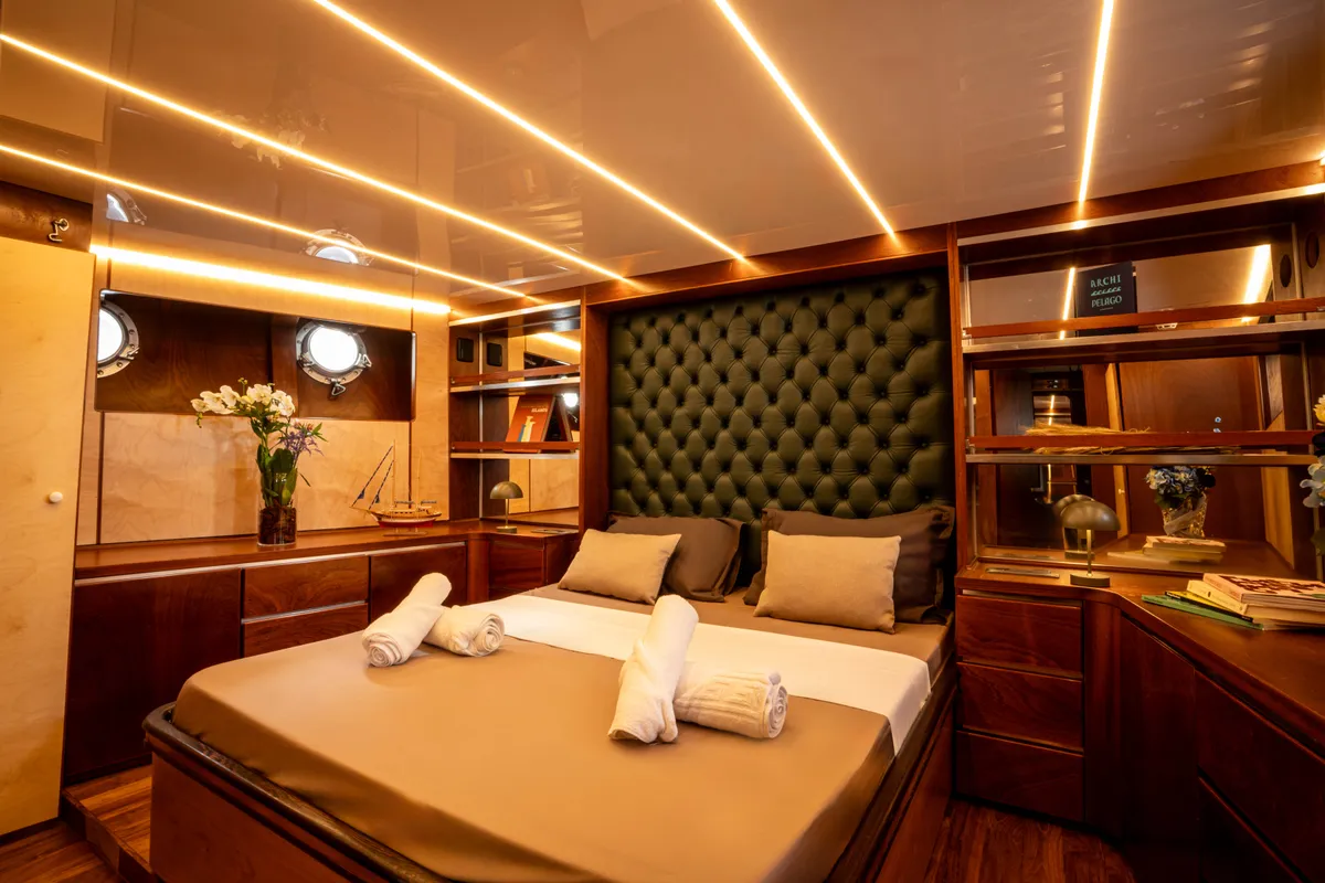 Ange, a Motoryacht motor yacht at Salamina Municipal Unit, Greece