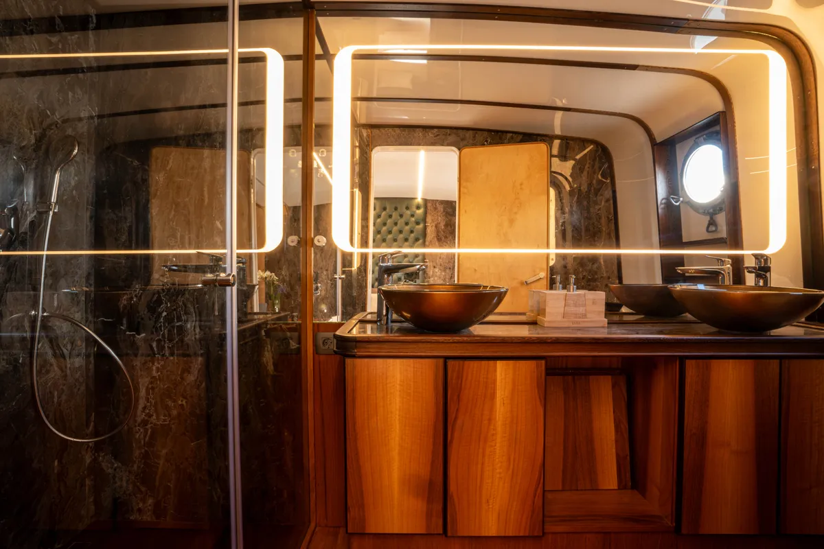 Ange, a Motoryacht motor yacht at Salamina Municipal Unit, Greece