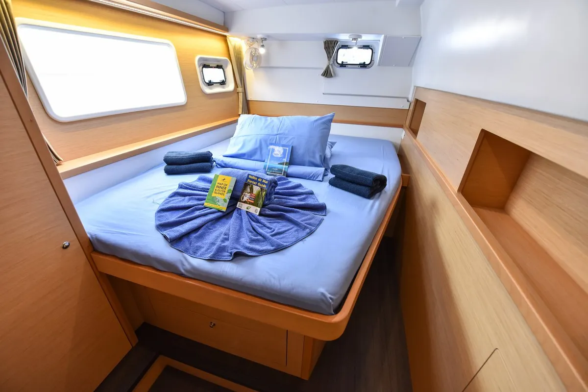 Cabin on Emilio, a Lagoon 400 S2 catamaran at Baan Salak Phet, Thailand