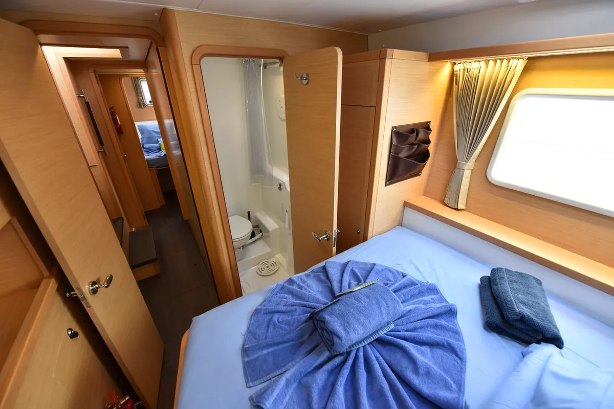 Cabin on Emilio, a Lagoon 400 S2 catamaran at Baan Salak Phet, Thailand