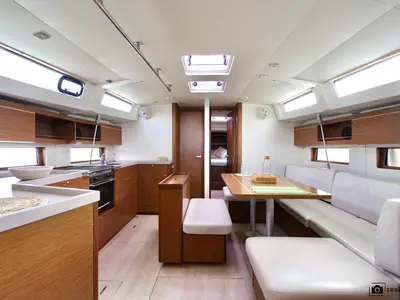 Salon of Emma, a Beneteau Oceanis 46.1 sailboat at Puntone di Scarlino, Italy