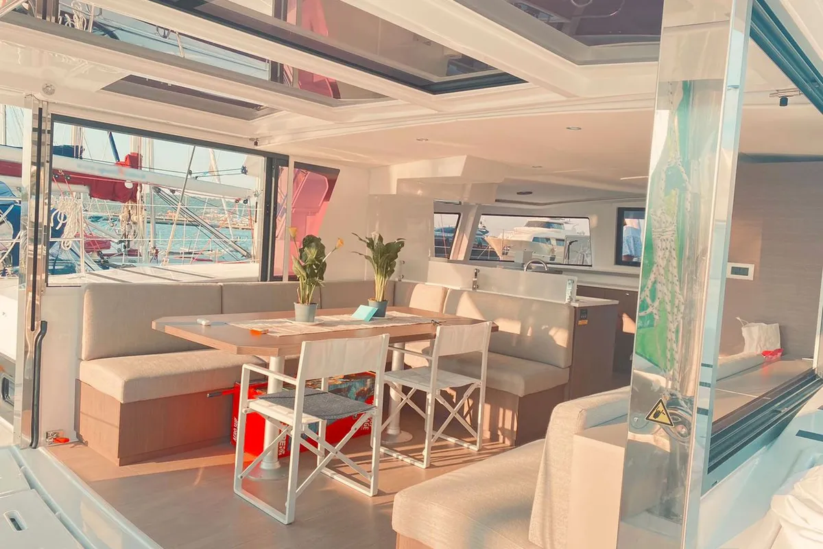Salon of Moderna, a Bali 4.6 catamaran at Cannigione, Italy