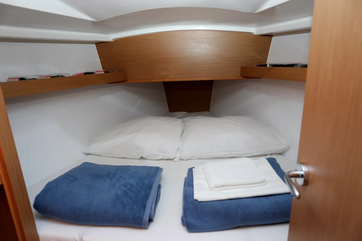 Cabin on Tatjana, a Jeanneau Sun Odyssey 319 sailboat at Split, Croatia