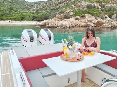 Uno, a Altamarea Wave 27 motorboat at Cannigione, Italy