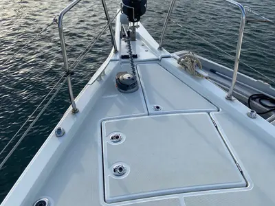 Valvento, a Beneteau Oceanis 46.1 sailboat at Cannigione, Italy