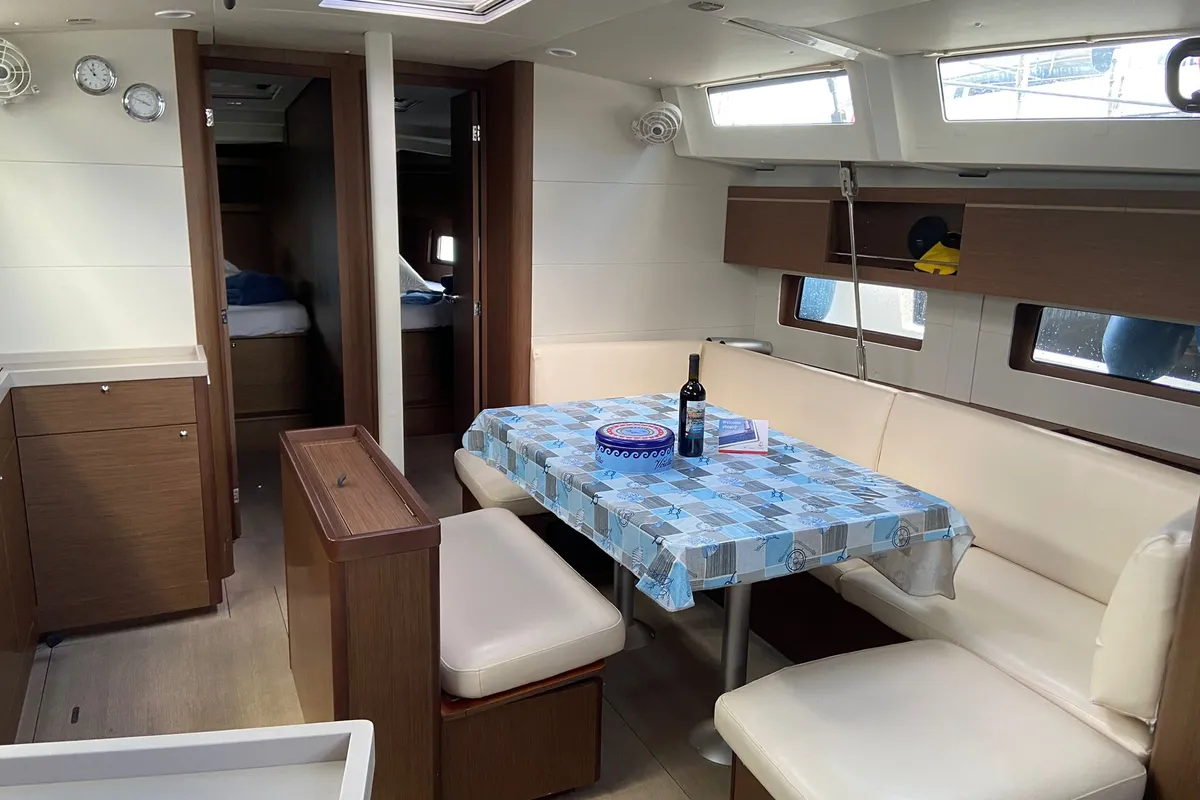 Valvento, a Beneteau Oceanis 46.1 sailboat at Cannigione, Italy