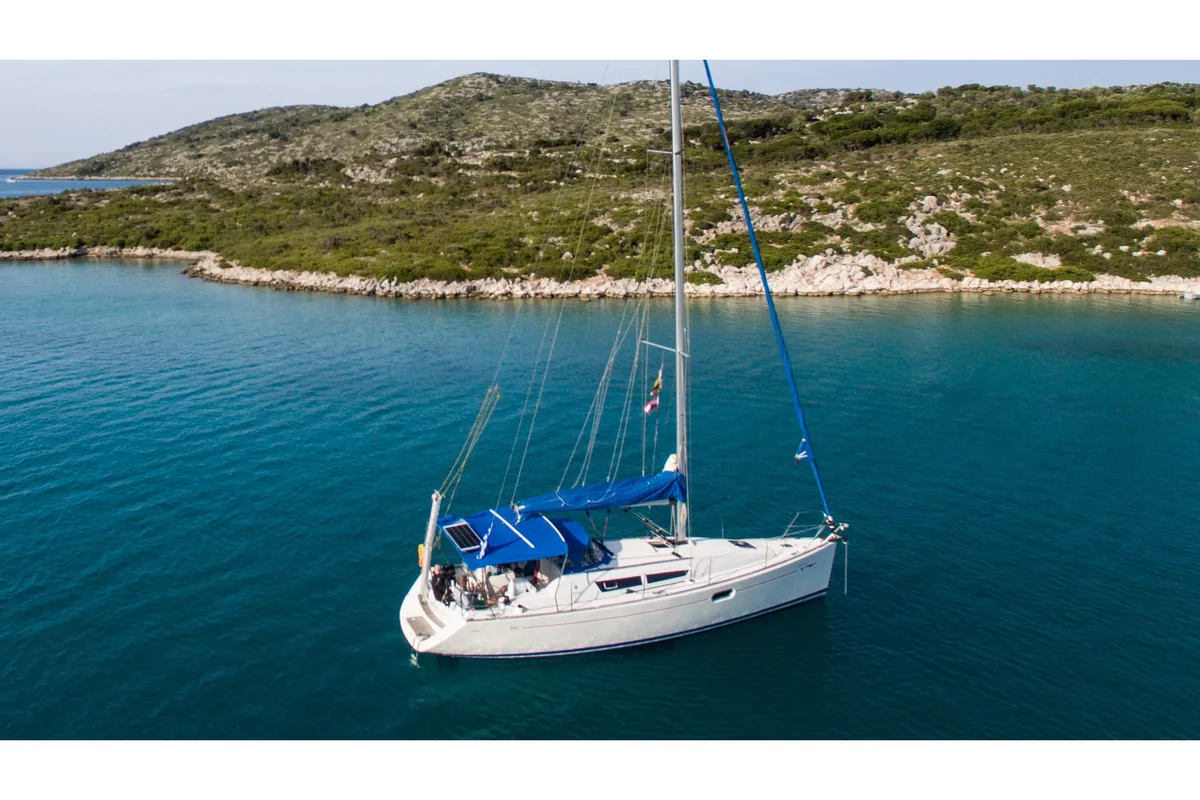 Exterior view of Izella, a Jeanneau Sun Odyssey 36i sailboat at Volos Municipality, Greece