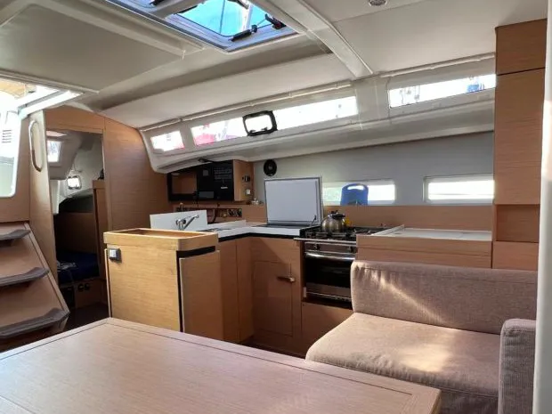 Galley of Tuatha de Artaios, a Jeanneau Sun Odyssey 410 sailboat at Kerners, France