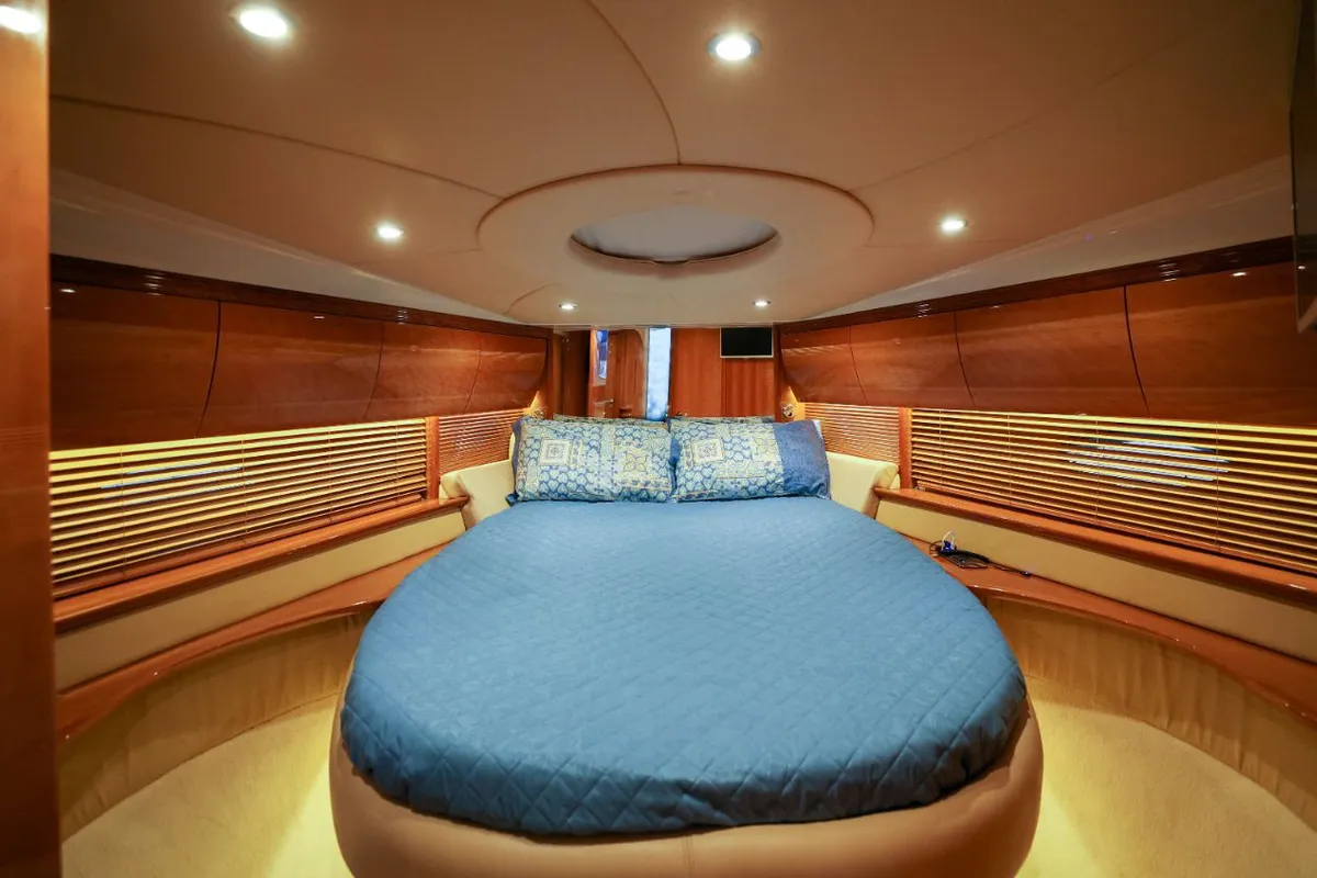 Seven, a Atlantis 47 HT motor yacht at Syracuse, Italy