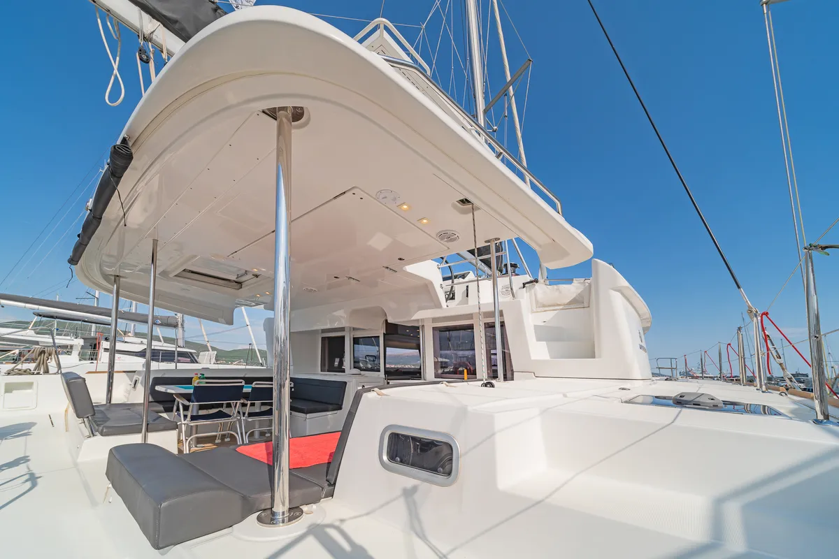 Deck of Cassiopeia II, a Lagoon 450 Fly catamaran at Kontokali, Greece