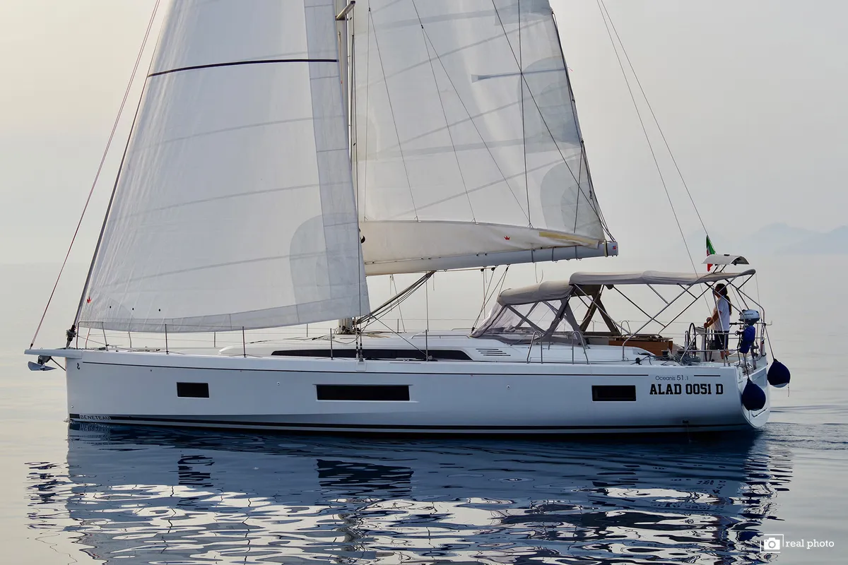 Exterior view of Selinde, a Beneteau Oceanis 51.1 sailboat at Tonnarella, Italy