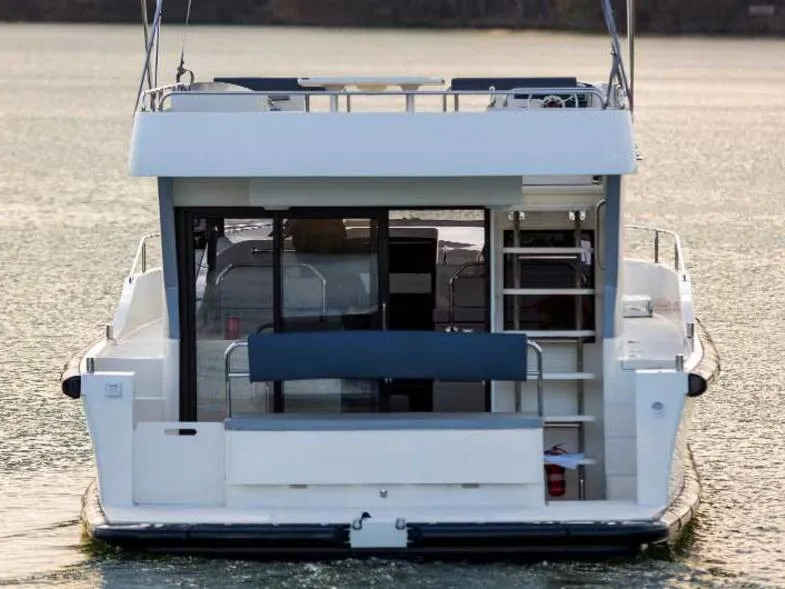 Exterior view of Horizon 1, a Cygnet Horizon 1 motorboat at Rheinsberg, Germany