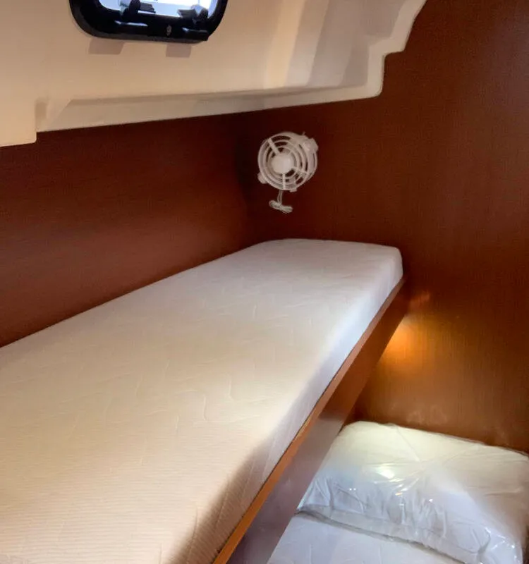 Head on Thano, a Beneteau Oceanis 51.1 sailboat at Athens, Greece