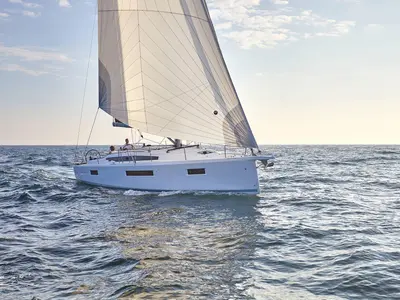 JIMMY, a Jeanneau Sun Odyssey 410 sailboat at La Favière, France
