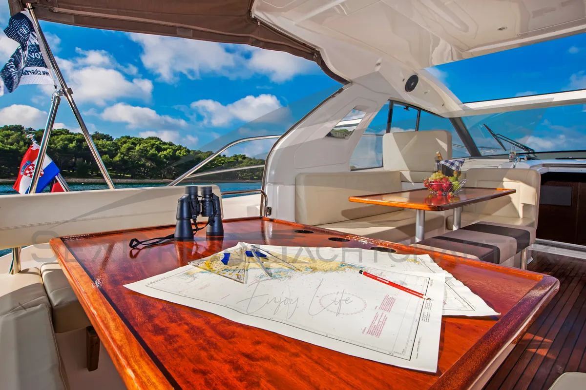 Deck of Sun Dreamer, a Bavaria S40 HT motorboat at Općina Sukošan, Croatia