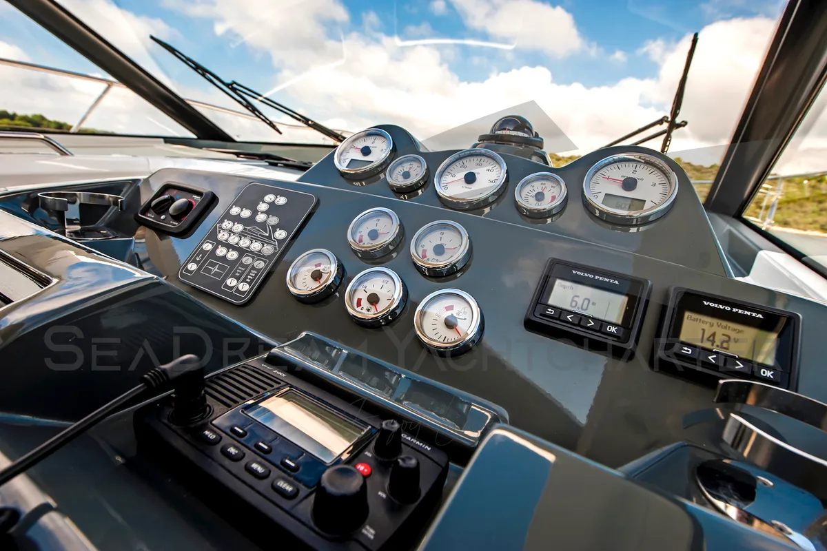 Cockpit of Sun Dreamer, a Bavaria S40 HT motorboat at Općina Sukošan, Croatia