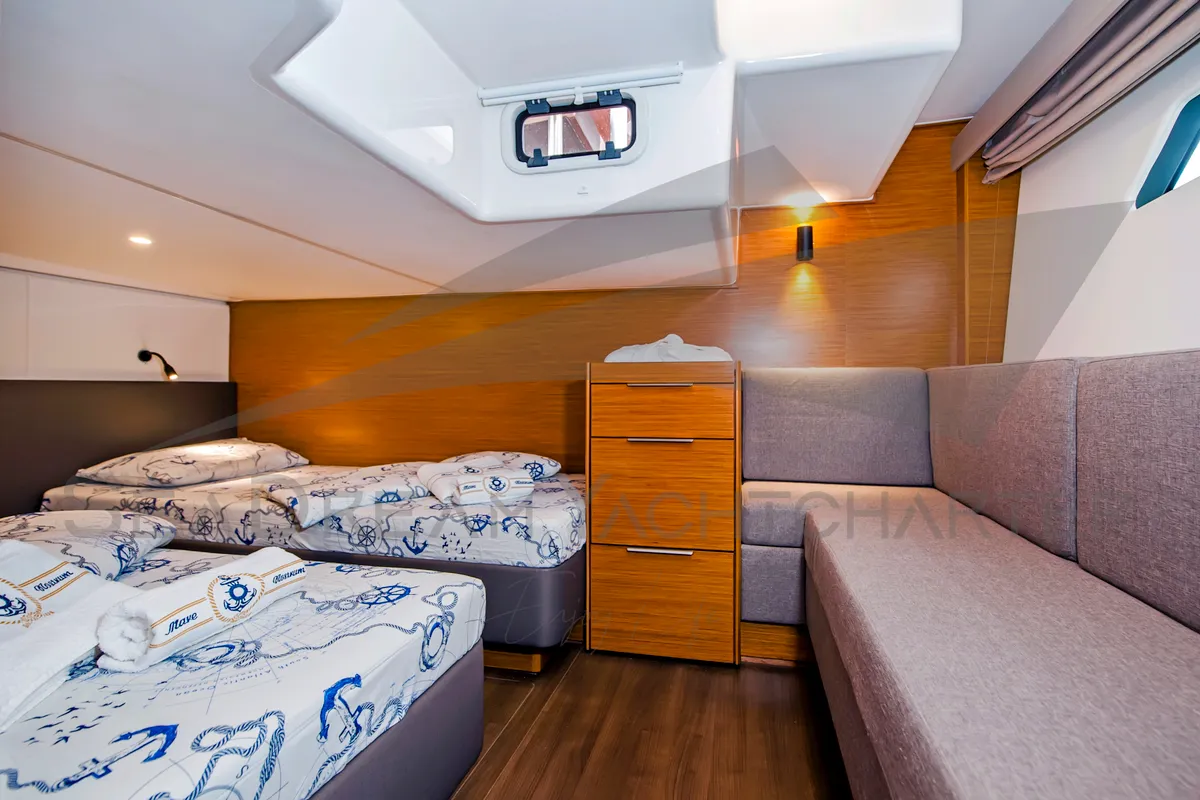 Cabin on Sun Dreamer, a Bavaria S40 HT motorboat at Općina Sukošan, Croatia