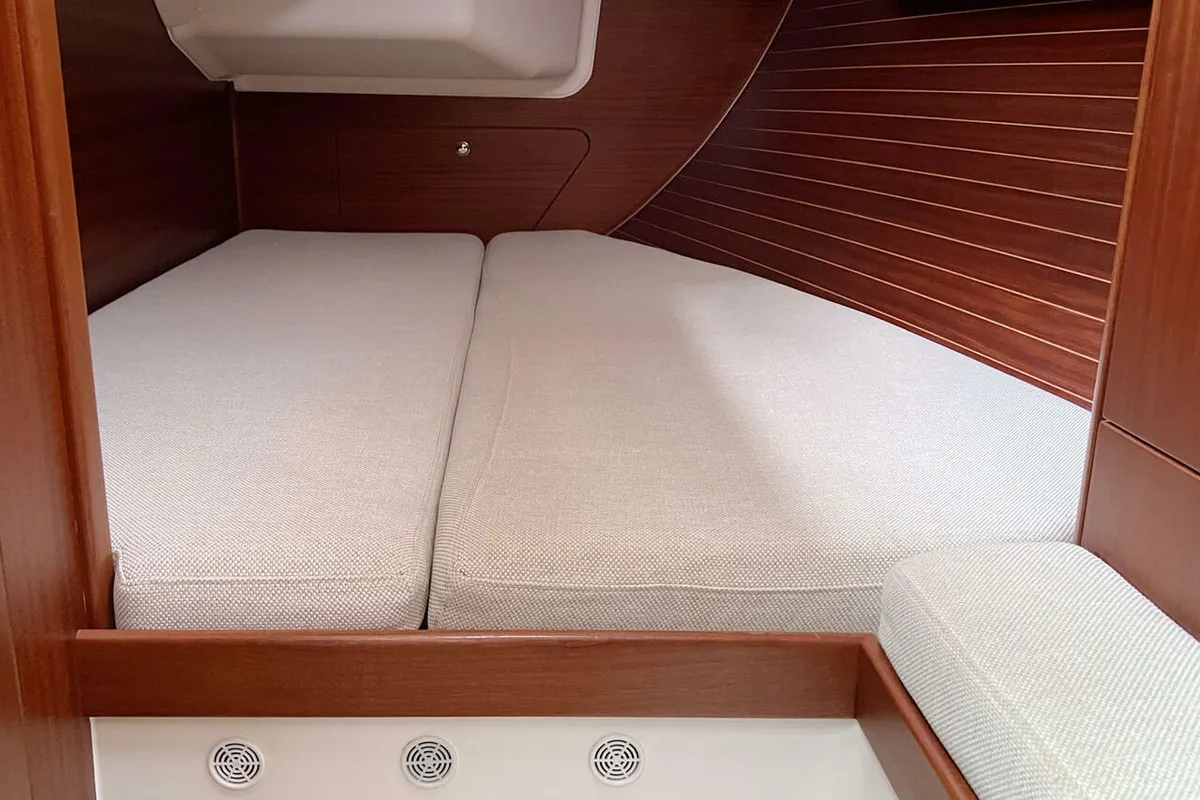 Cabin on Karoline, a Bootsbau Rügen GmbH Vilm 41 cruiser sailboat at Barth, Germany
