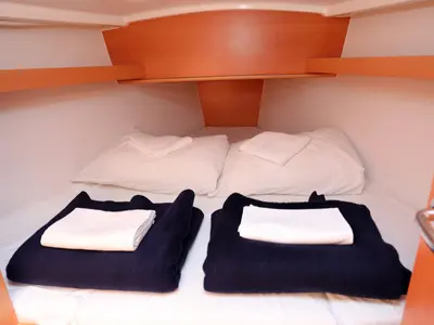 Cabin on Spider Kiss, a Jeanneau Sun Odyssey 319 sailboat at Split, Croatia