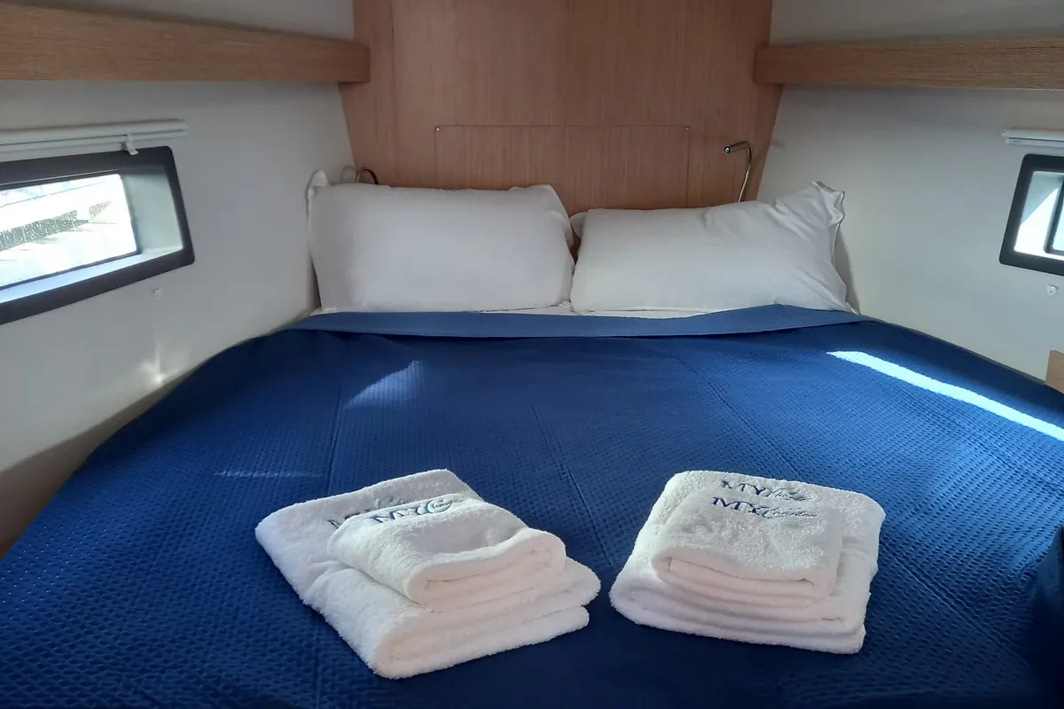 Cabin on Supereva, a Bavaria C42 sailboat at Cecina, Italy