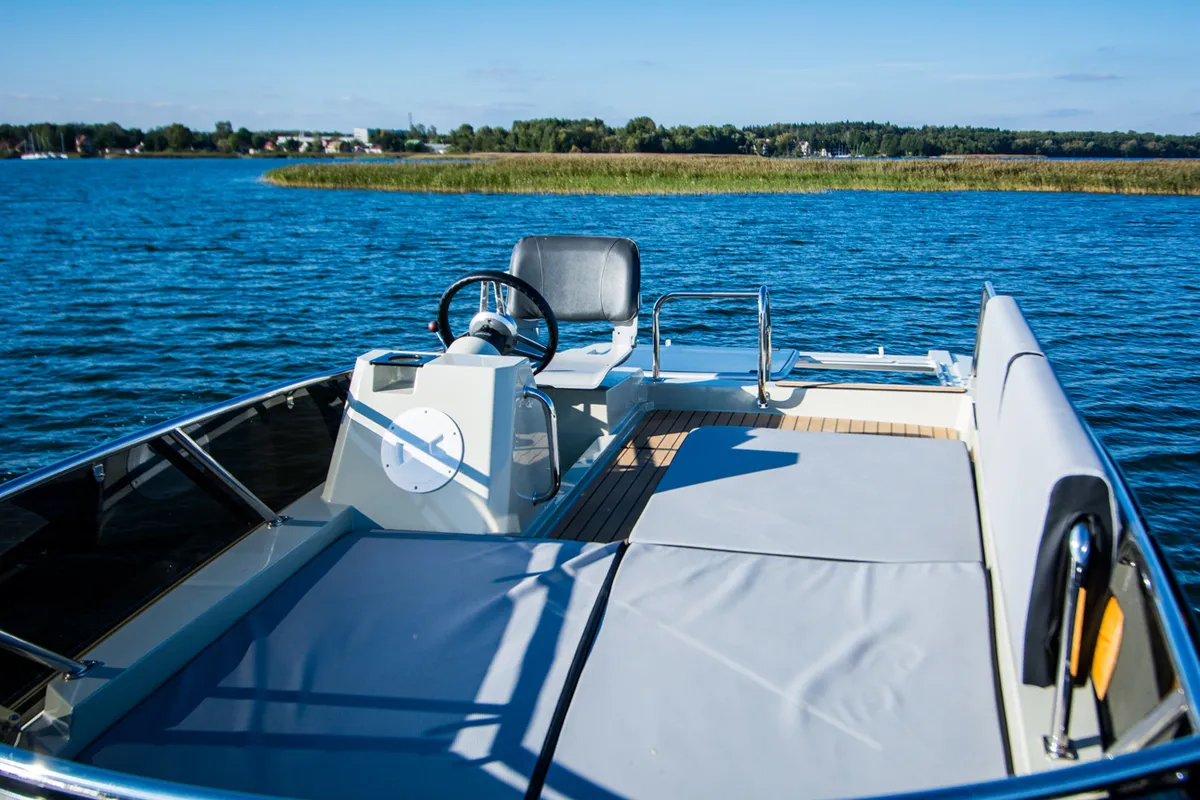 Balt 1018 Titanium, a motorboat at Wilkasy, Poland