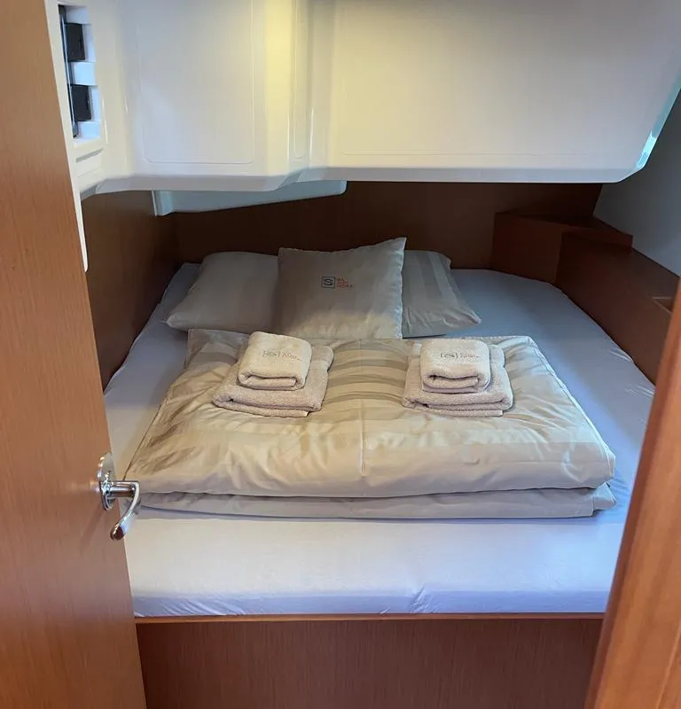 Cabin on Coco, a Bavaria C42 sailboat at Općina Rogoznica, Croatia