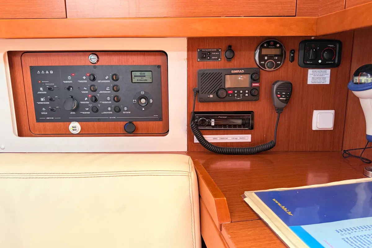 Viki, a Beneteau Oceanis 45 sailboat at Općina Sukošan, Croatia