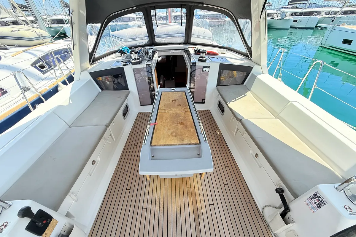 Deck of Viki, a Beneteau Oceanis 45 sailboat at Općina Sukošan, Croatia