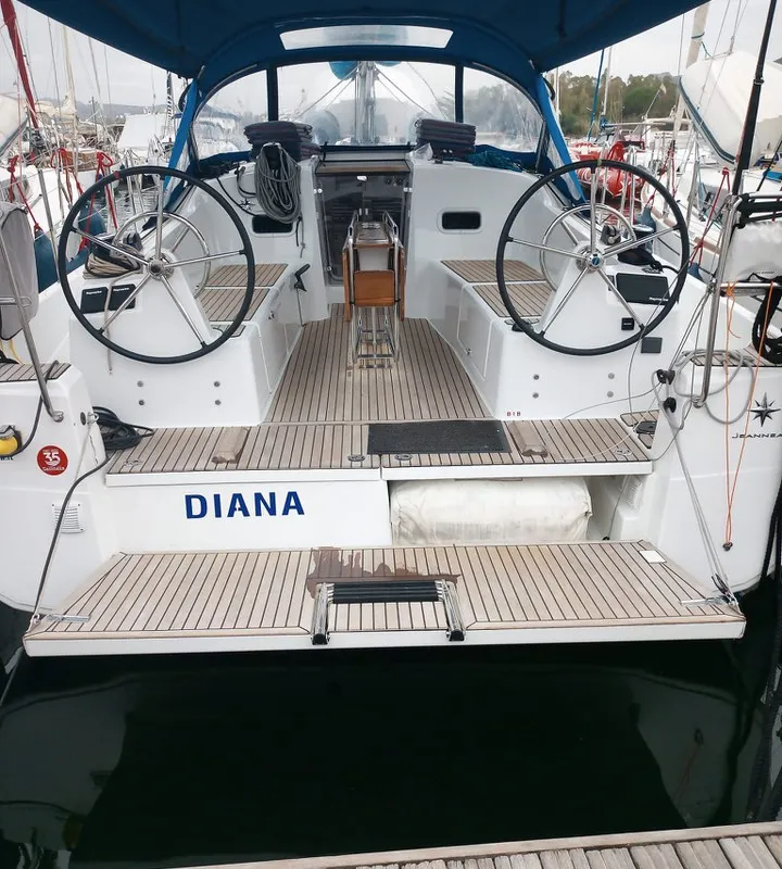 Diana, a Jeanneau Sun Odyssey 380 sailboat at Procida, Italy