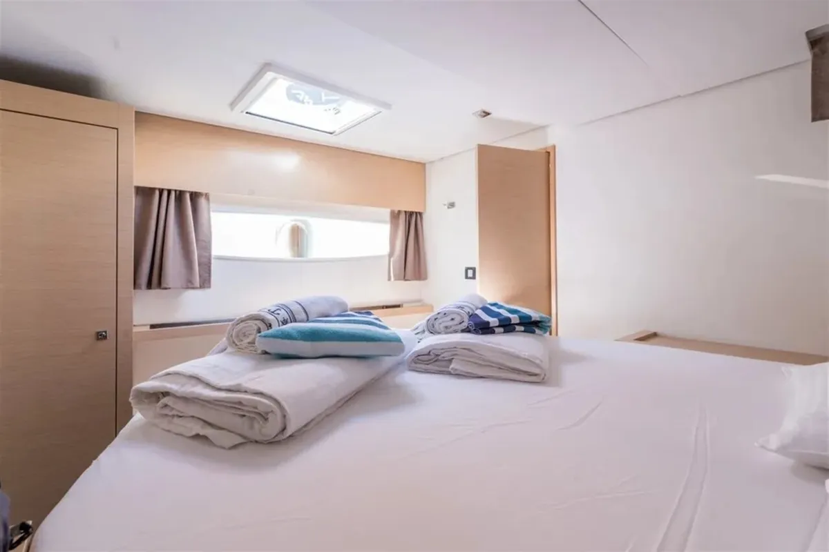 Cabin on Sunshine Reggae, a Fountaine Pajot Saba 50 catamaran at Palma de Mallorca, Spain