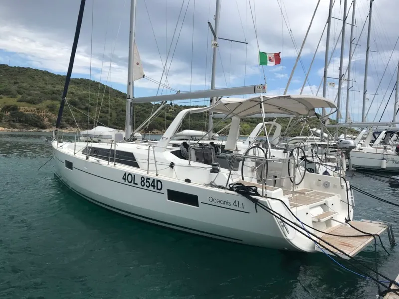 Exterior view of Perseus, a Beneteau Oceanis 41.1 sailboat at Tonnarella, Italy
