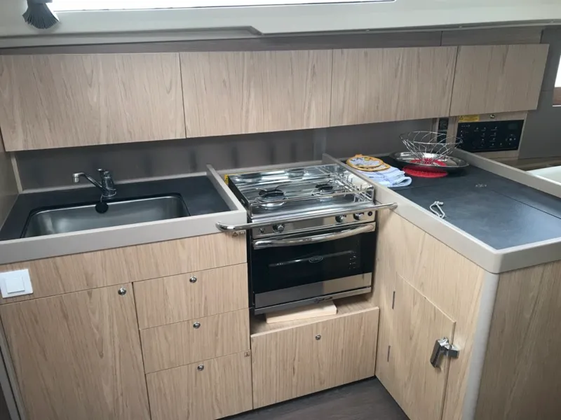 Galley of Perseus, a Beneteau Oceanis 41.1 sailboat at Tonnarella, Italy