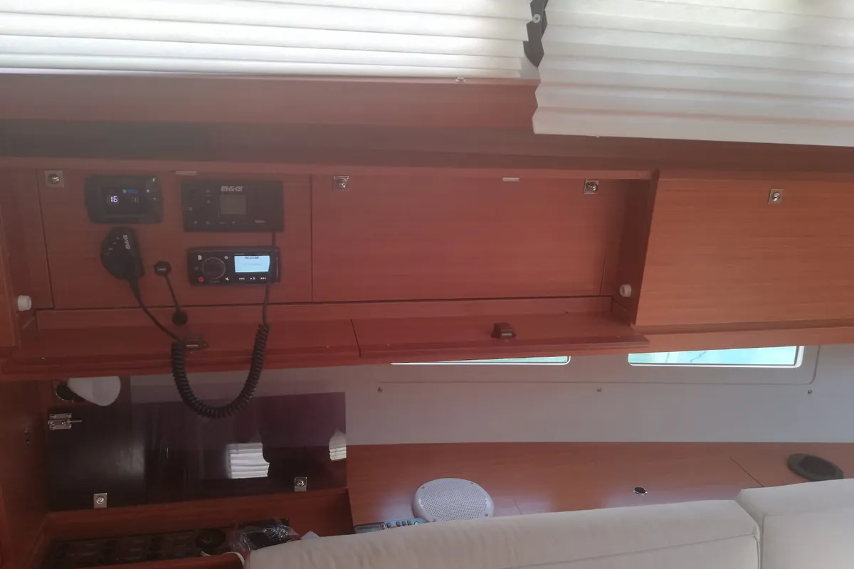 Salon of Cetina, a Dufour 460 Grand Large sailboat at Općina Medulin, Croatia