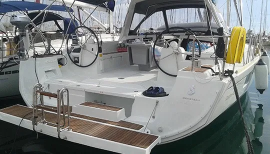 Pherousa, a Beneteau Oceanis 48 sailboat at Lavreotiki Municipal Unit, Greece