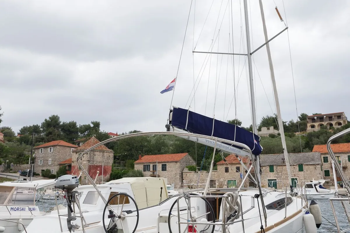Exterior view of Siberia, a Jeanneau Sun Odyssey 349 sailboat at Rogač, Croatia