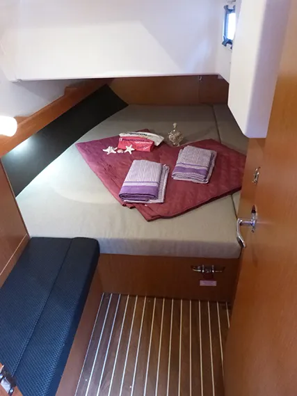 Cabin on Nessuna Distrazione, a Bavaria Cruiser 41 sailboat at Procida, Italy