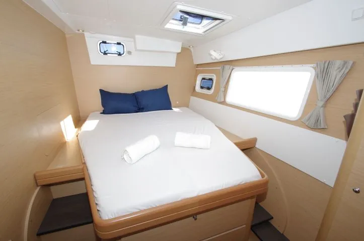 Cabin on Estrella, a Lagoon 421 catamaran at Cienfuegos, Cuba
