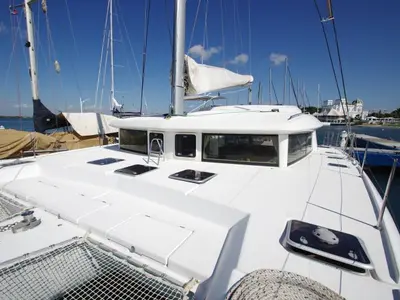 Deck of Estrella, a Lagoon 421 catamaran at Cienfuegos, Cuba