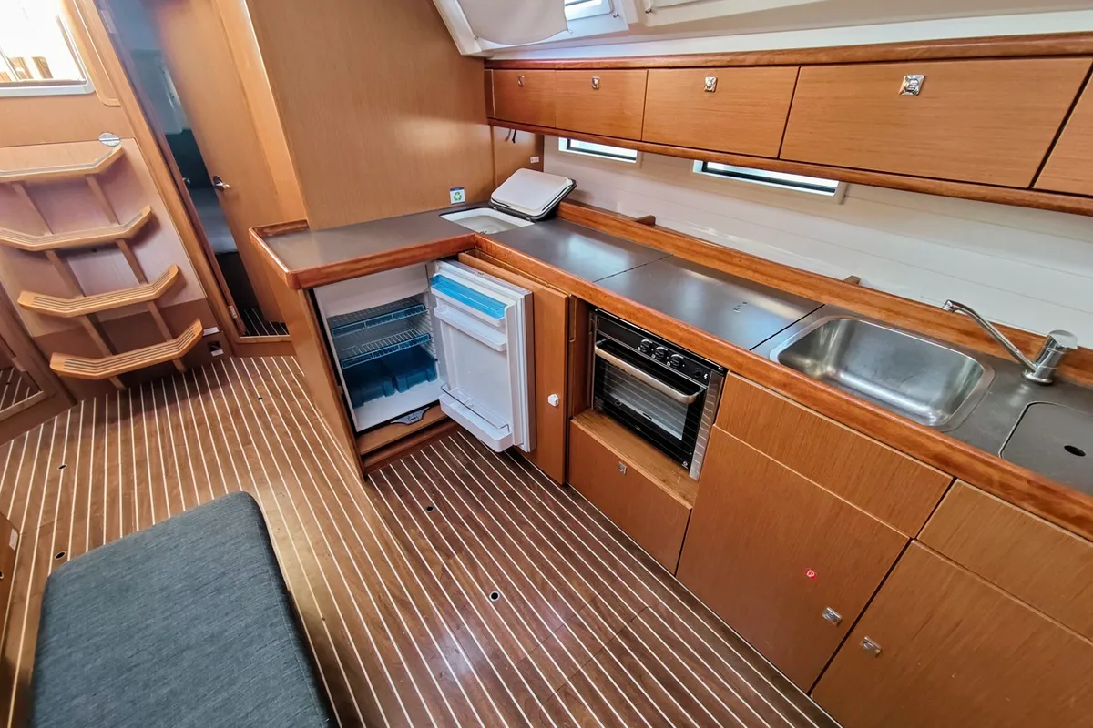 Hugo, a Bavaria Cruiser 46 sailboat at Općina Sukošan, Croatia