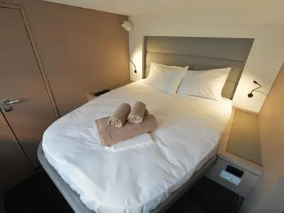 Cabin on Eclipsea, a Fountaine Pajot Saona 47 catamaran at Athens, Greece